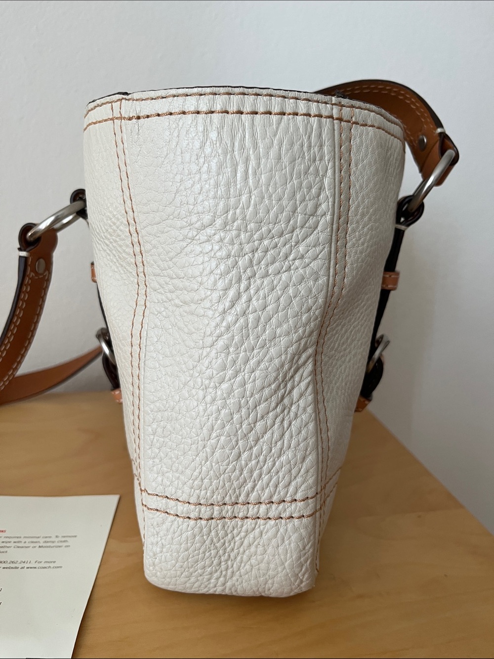 Vintage Coach Chelsea Tote. Cream Leather with Tan Trim - Picture 8 of 11